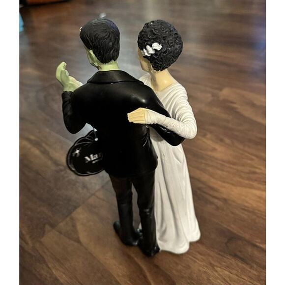 Martha Stewart Bride of Frankenstein Dancing 12” Figure Statue Halloween Decor - Picture 4 of 6